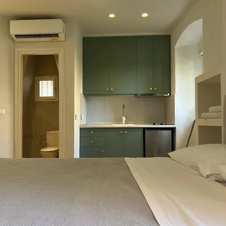 Dousmani Old Town Apartment *