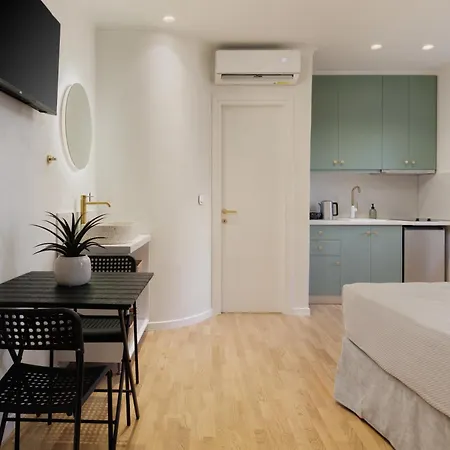 Dousmani Old Town Apartment *