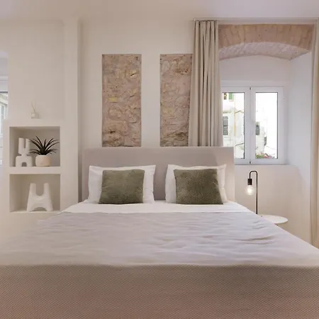 Dousmani Old Town Апартаменты *